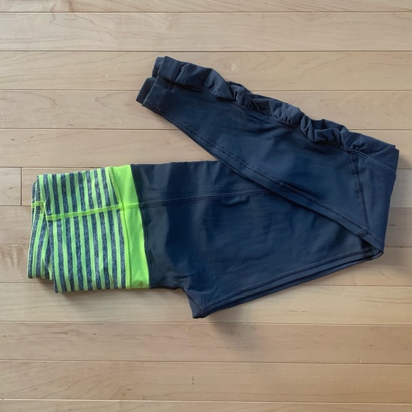 Lululemon Run: Spirit Tight - Picture 1 of 13